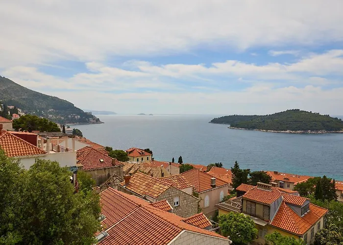 Hedera Estate, Hedera A32 * Dubrovnik