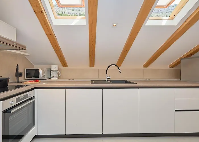 Hedera Estate, Hedera A32 * Dubrownik