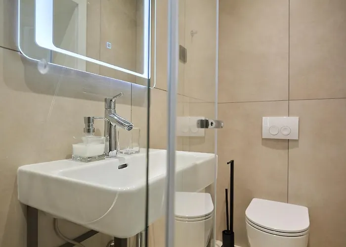 Hedera Estate, Hedera A32 Dubrownik